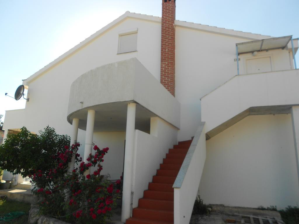 Apartment Niko Vir Exterior photo
